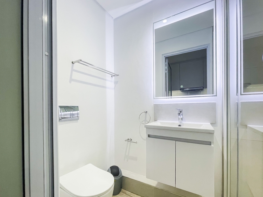 1 Bedroom Property for Sale in Woodstock Western Cape